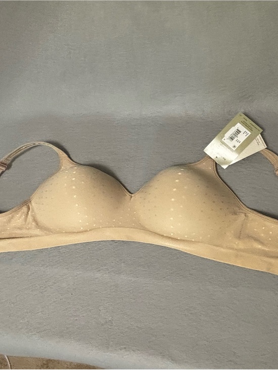 Bali Other - Bali Comfort Revolution 34C Beige Wireless Seamless Lightly Lined Bra DF6600